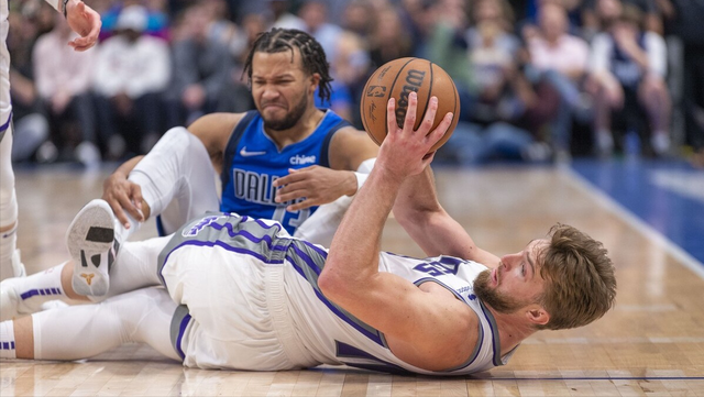 在媒体和球 在媒体和球